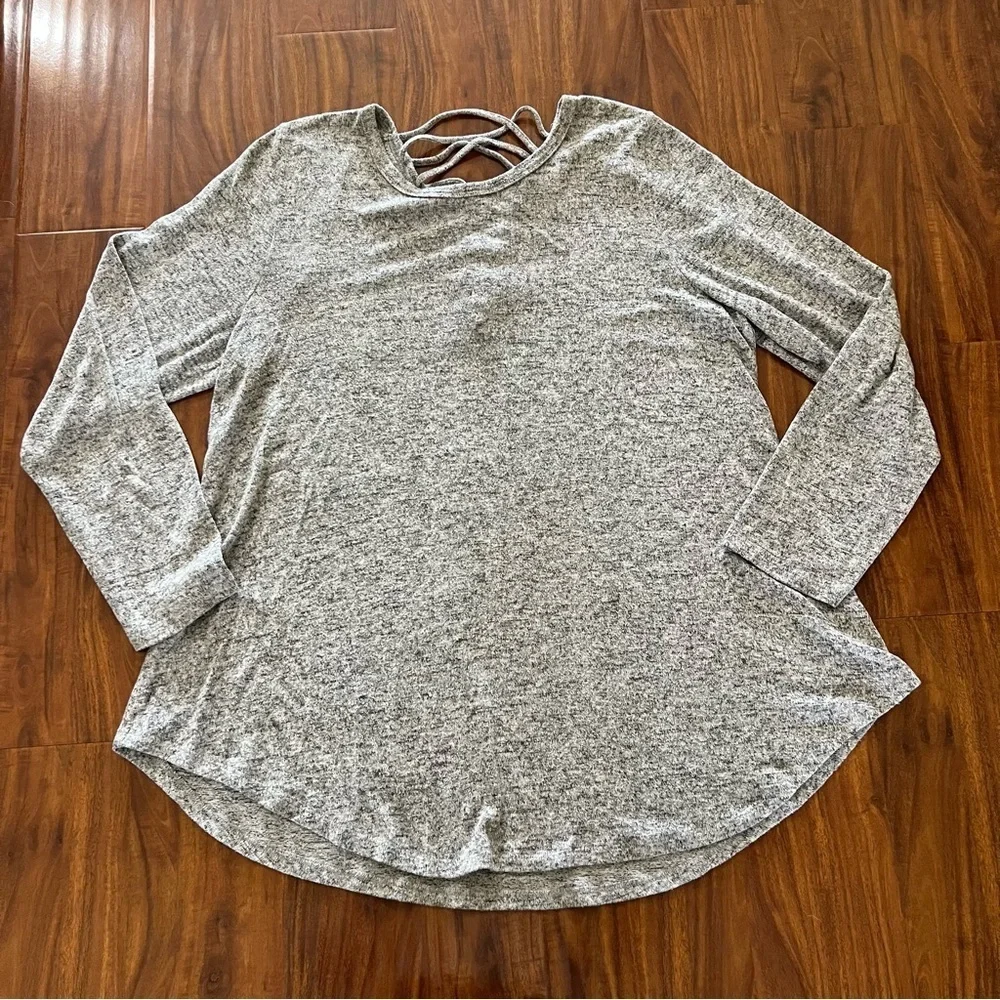 Torrid Heather Gray Long Sleeve Sweater Crisscross Back Detail size 2